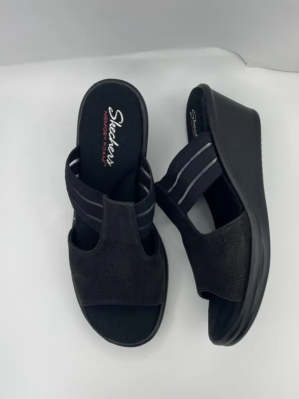 Skechers wedge platform cushion black sandals women’s Size 9 - Image 5