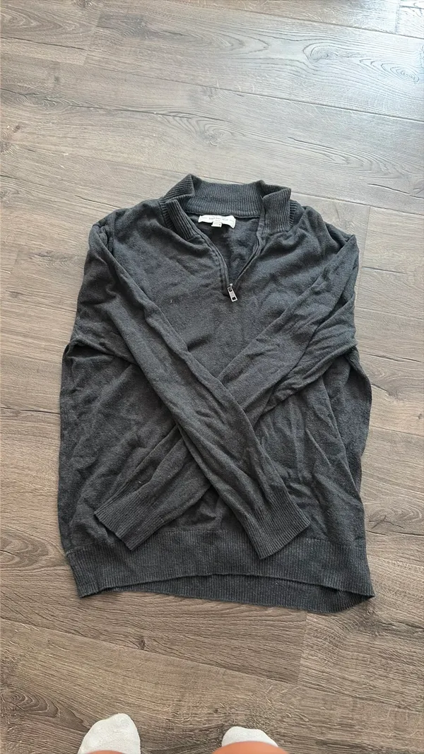 Hawker Rye Dark Gray Cotton Cashmere Sweater - Image 3