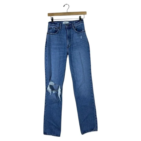 Abercrombie & Fitch 90s Straight Ultra High Rise Distressed Jeans Blue Size26/2R - Image 2