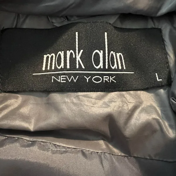 Mark Alan New York Women’s Puffer Jacket Large Hoodie‎ - Image 3