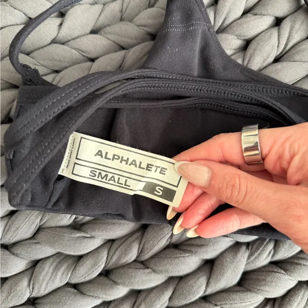 Alphalete Aura 3 Strap Bra - Image 6