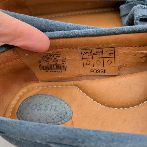 Fossil Womens Blue Suede Fringe Moccasin Loafers Size 8 FFW4016470 Gum‎ Sole - Image 7