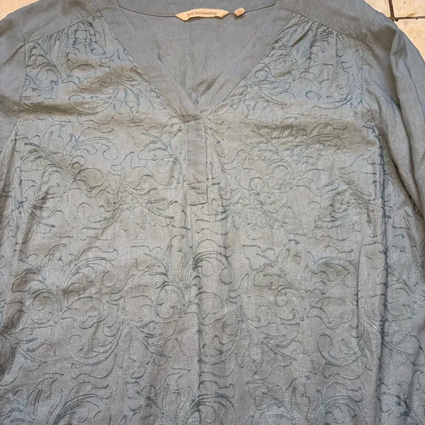 Soft Surroundings Embroidered Linen Blend Tunic Top Blue V-Neck‎ Plus Size 1X - Image 3