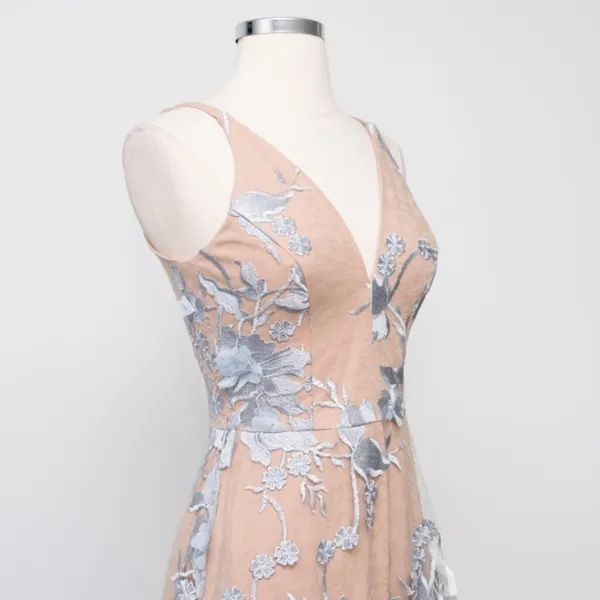 Dress the Population. Audrey Floral Midi Dress.‎ - Image 12