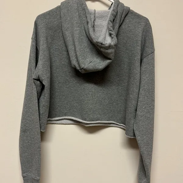 Wild Fable Gray Cropped Hoodie Sweatshirt with cord size S - Image 5