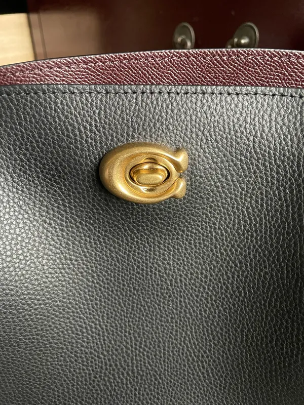 Coach  - Image 2