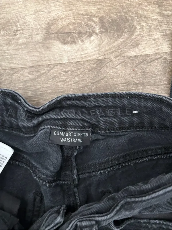 American Eagle jeans - Image 3