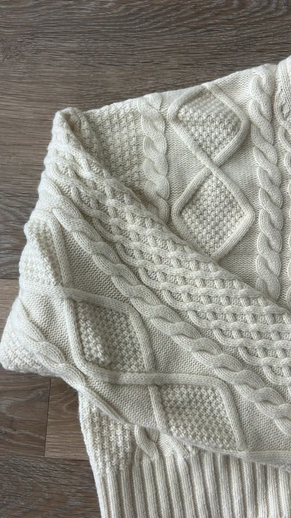 Aritzia Sunday Best Sweater - Image 5