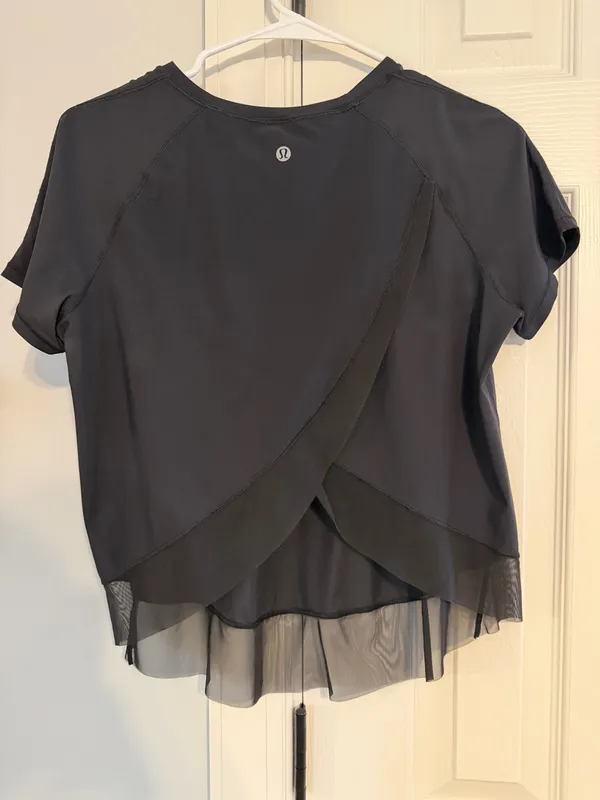 Lululemon Black T-Shirt Short Sleeve - Image 2