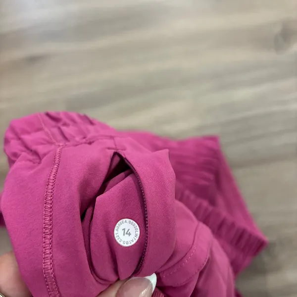 Lululemon Track That Mid-Rise Lined Short 5" Pink Lychee Women Size 14 - Image 3
