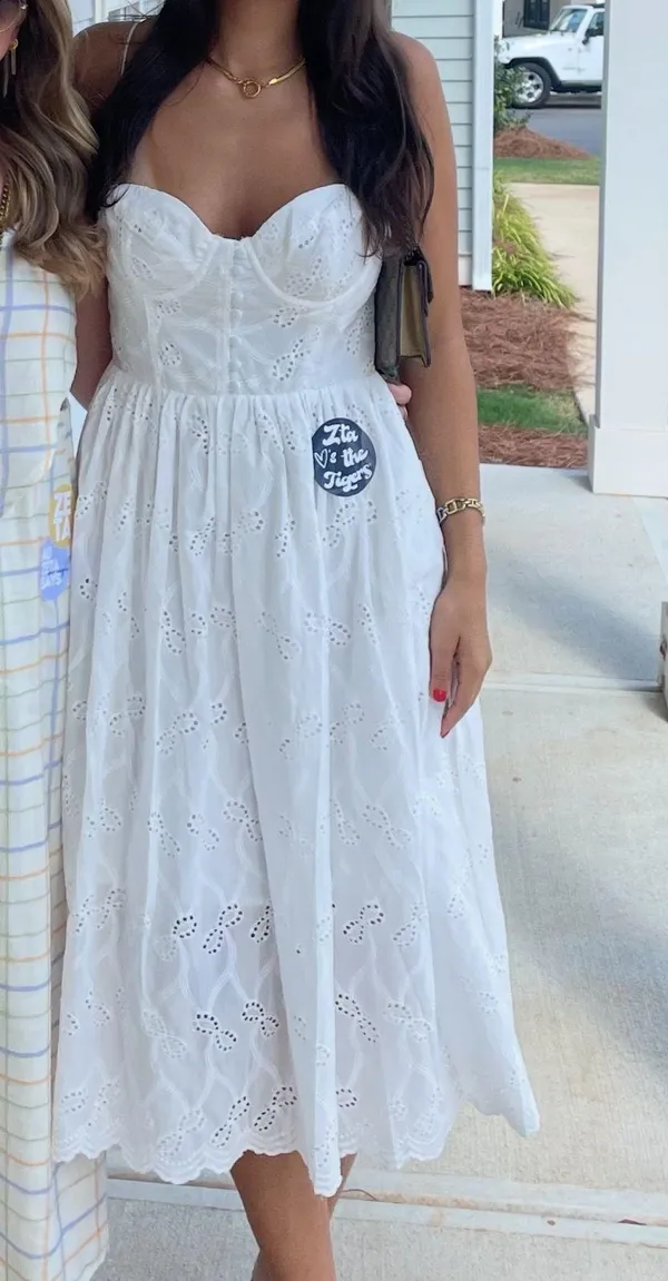 White Eyelet Dress Size L - Image 2