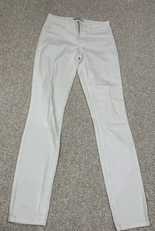 Refuge White Jeans - Image 3