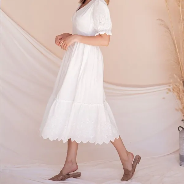 ✨ Whisper Eyelet Midi Dress✨ White Size L - Image 3