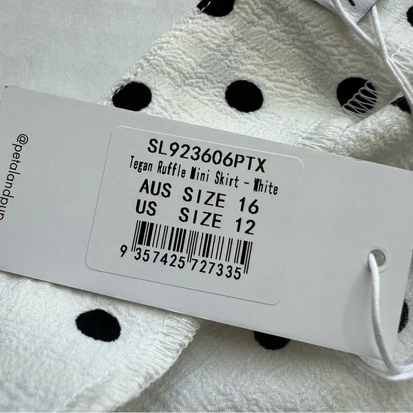 NWT Petal + Pup Tegan ruffle mini skirt polka dots size 12 white black - Image 10