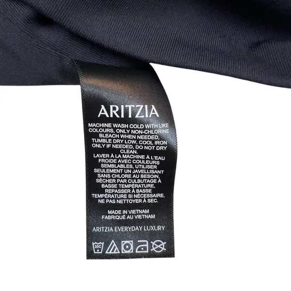 Aritzia Contour Babaton Square Neck Tank Bodysuit - Image 13