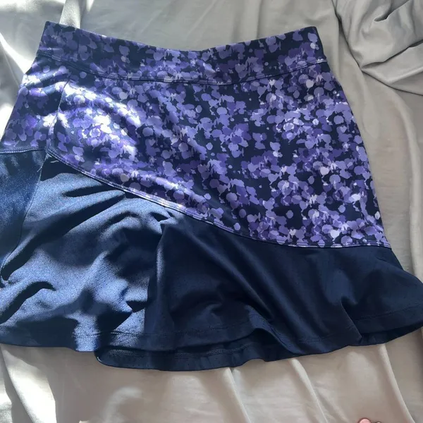 PGA Tour purple skort‎ size small - Image 2