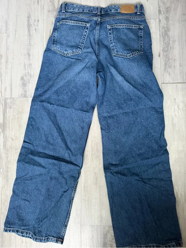 Classic straight Women’s Blue Jeans - Image 4