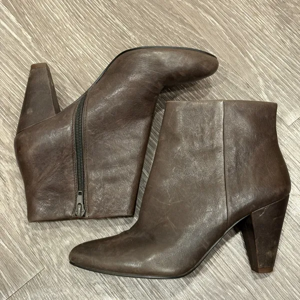 Lucky Brand Sairio Brown Leather Ankle Booties 6.5 Block Heel Twee Minimalist - Image 6