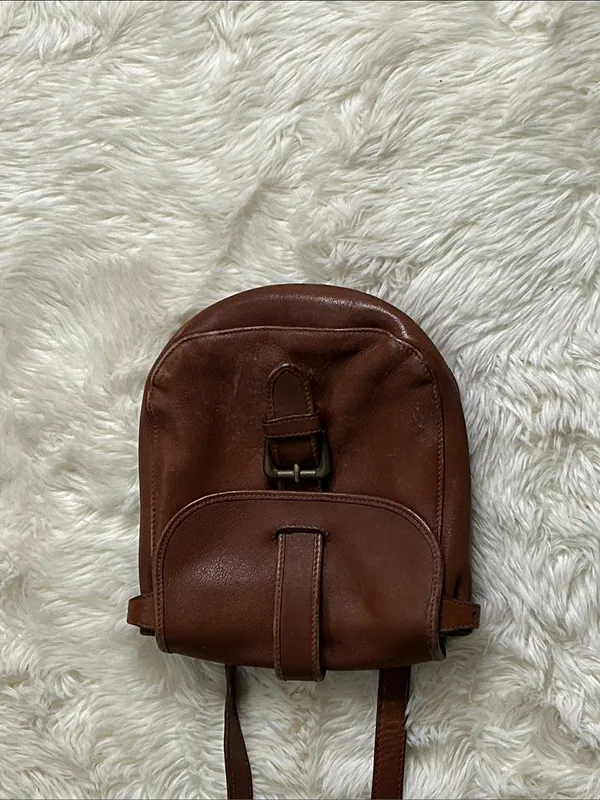 Vintage Leather & Co Classic Brown Leather Satchel - Image 2