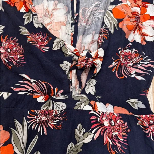 Aakaa Navy Floral Mini Dress with Orange and White Accents Size Small - Image 3