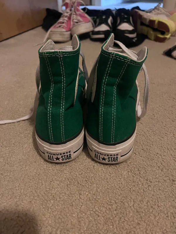 Kelly Green Platform Converse Chuck Taylor 8 - Image 3