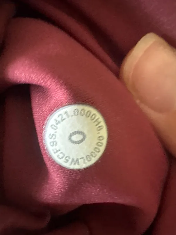 Size 0 maroon Lululemon leggings - Image 4