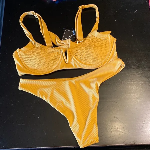 Zaful New Bikini Ribbed Swimsuit high cut bottom V cut textured top tie back - Image 4