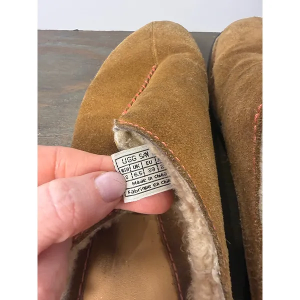 UGG Women's Size 8 Brown Suede Shearling Lined Clog Slippers - Image 10