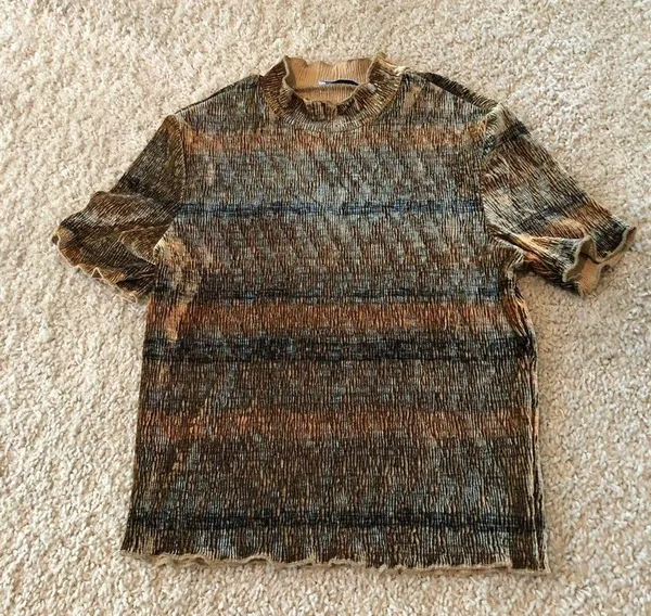 ZARA Brown velvet multicolor short sleeve top never worn - Image 2