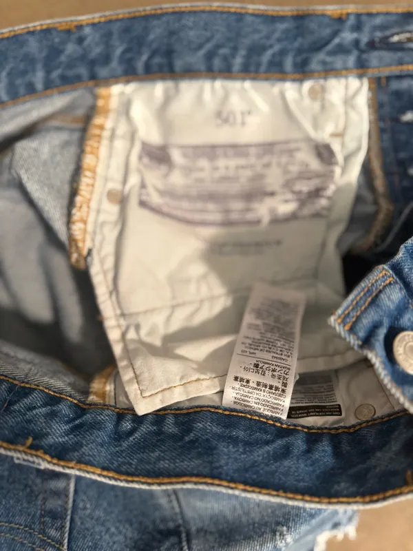 Levi’s 501 High Rise Distressed Shorts | 27 - Image 9