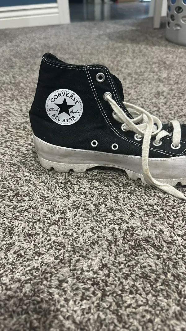Women’s Chuck Converse Taylor Platform - Image 3