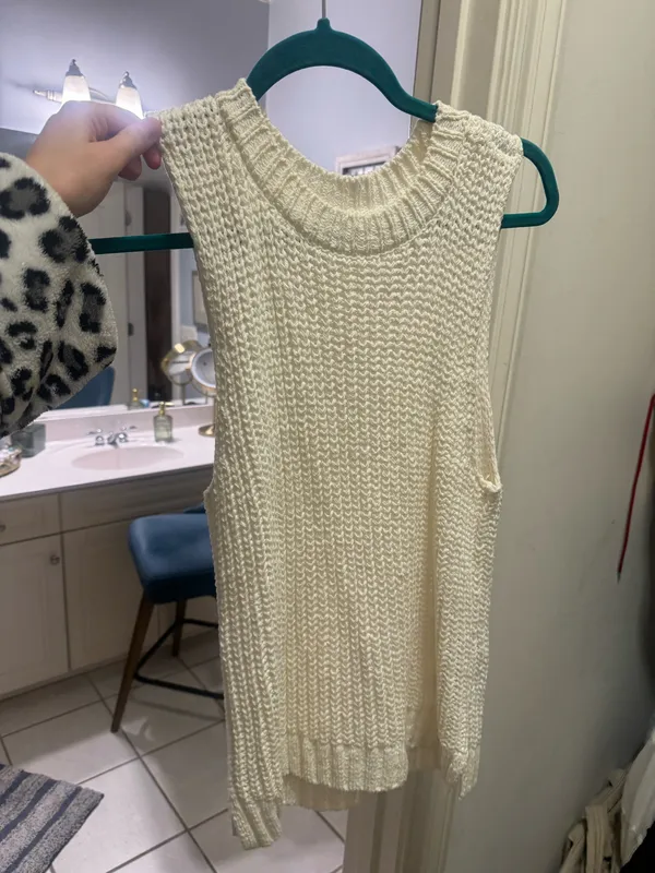 Abercrombie White Knit Tank - Image 2