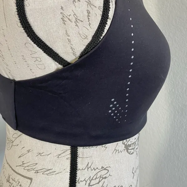 Lululemon Air Support Ultralu Cross Back Run Hype Core 36 DDD - Image 7