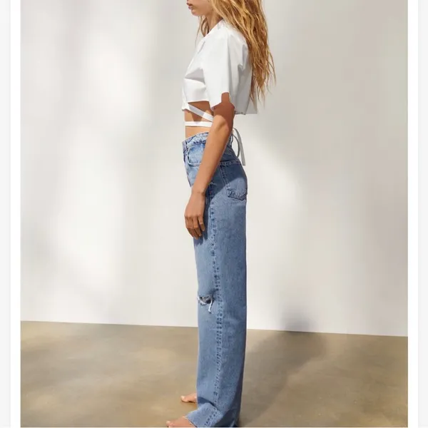 Zara White Wrap Crop Top - Image 2