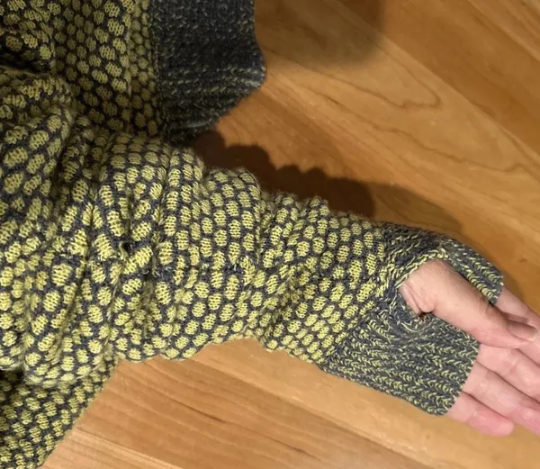 Lululemon Yogi Crew Sweater Nightfall/ Aged Moss Approx Size 6 - Image 4