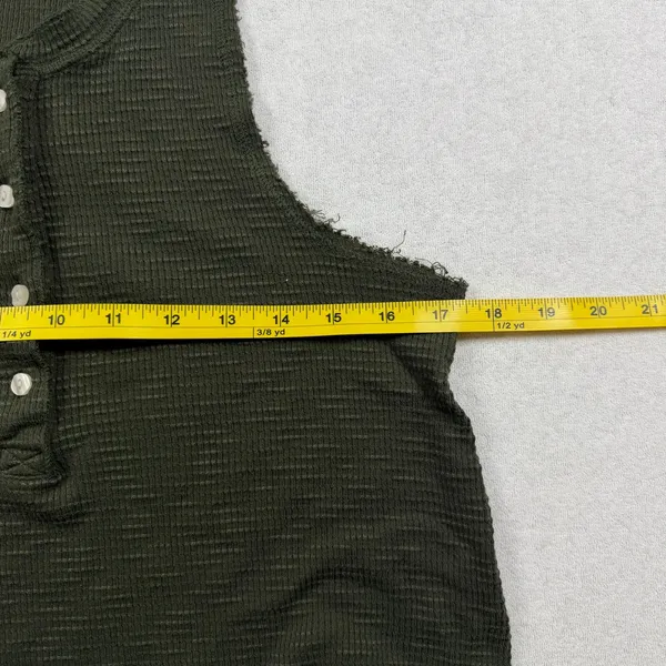 Aerie Waffle Knit Cropped Henley Tank Top Green Sleeveless Size Small - Image 4