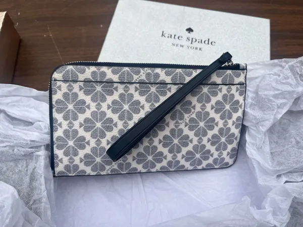 Kate Spade Wristlet - Image 2