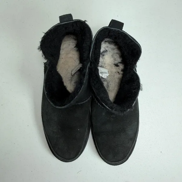 UGG 7 Melrose Ankle Boots 1103807 Black Suede Sheepskin Lined Cozy Winter Warm - Image 10