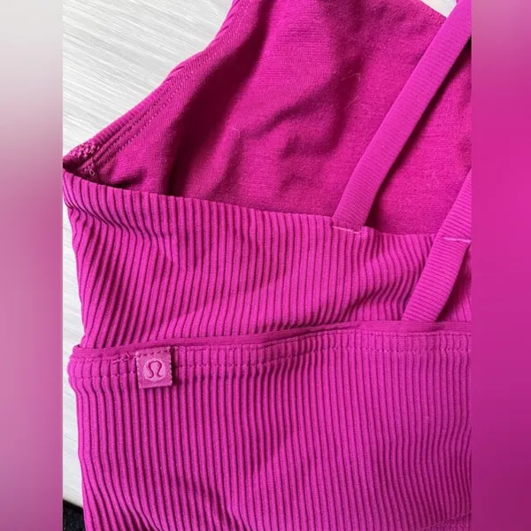 Lululemon Pink Sports Bra‎ Size M - Image 6