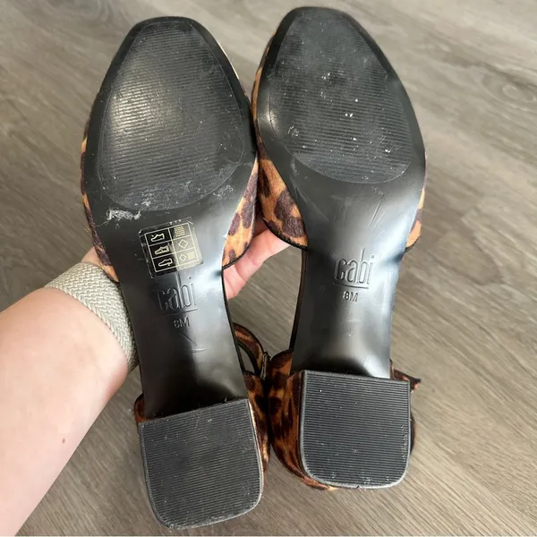 Cabi Kiki Faux‎ Hair Leopard Cheetah Ankle Strap Kitten Block Heels Size 8 - Image 10