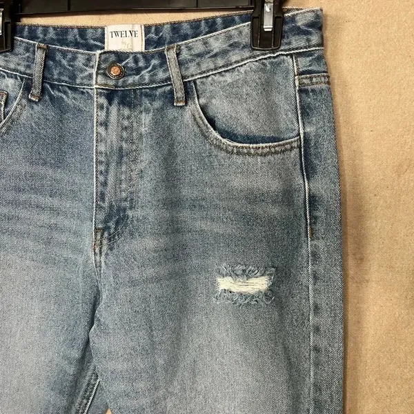Twelve by OnTwelfth Women's Distressed Blue Jeans Size 29 High Rise - Image 3