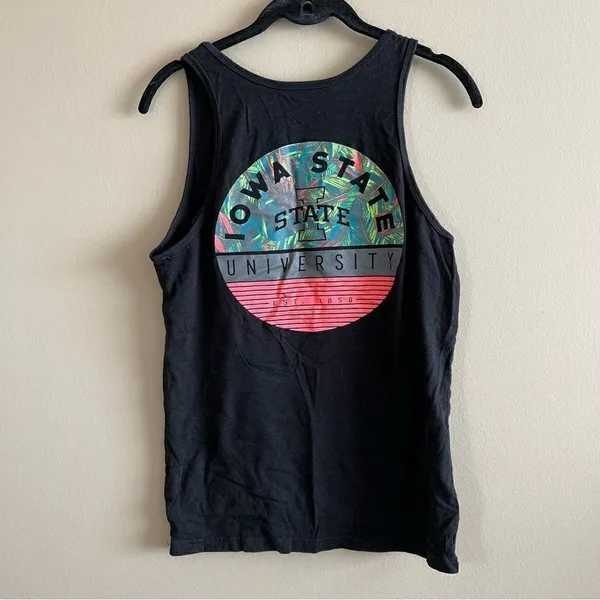 ✨ Iowa State University Women’s‎ Black Tank Top Small - Image 5