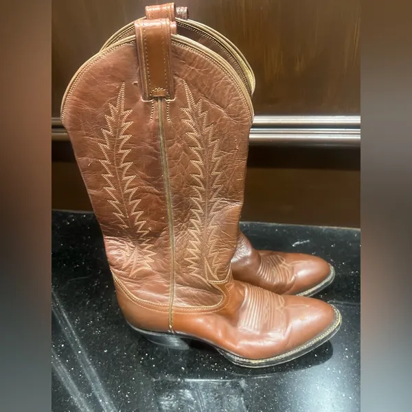 Tony Lama Brown Women’s Leather Boots size 5 1/2 - Image 3