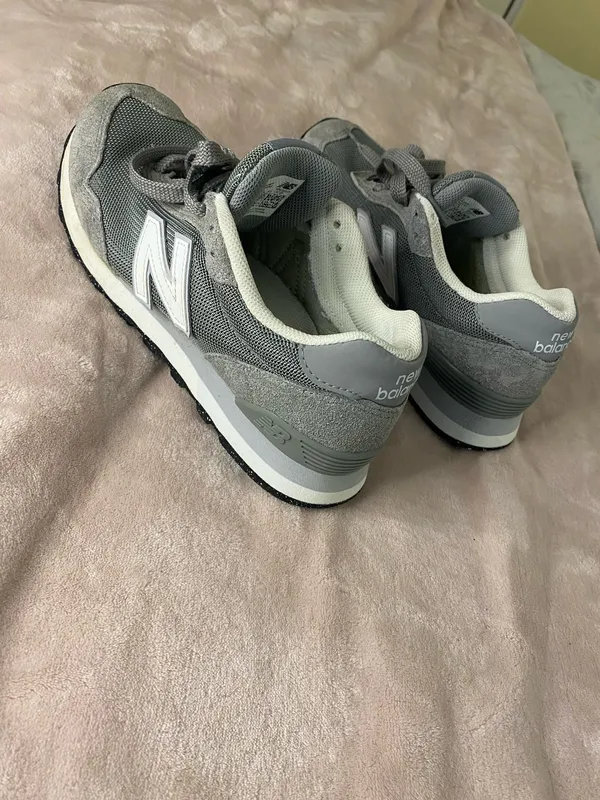 New Balance 515v3 Sneakers Shoes Size Women (8) Mens (6.5) - Image 4