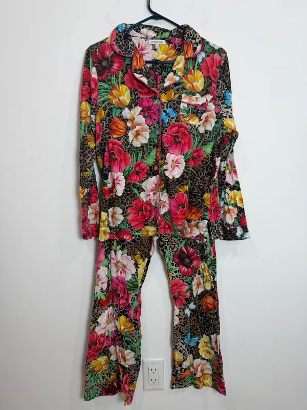 Johnny Was Sandra Long Pajamas Floral Cheetah Print - Image 2