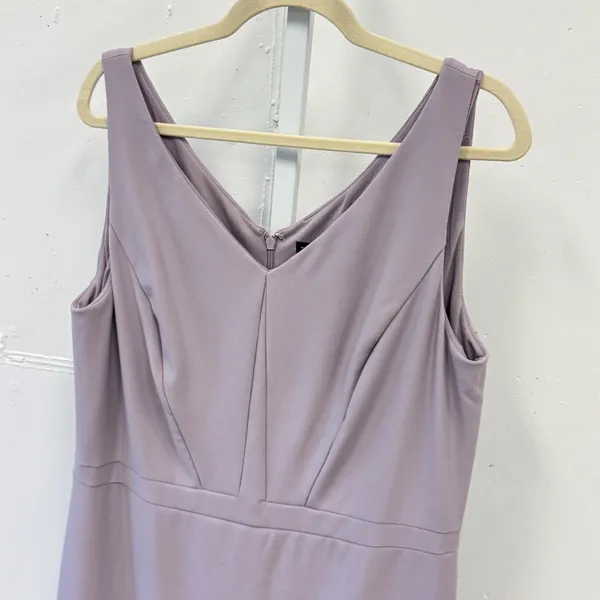 White House Black Market Lavender V-Neck Sheath Dress Size 16 Sleeveless Stretch - Image 3