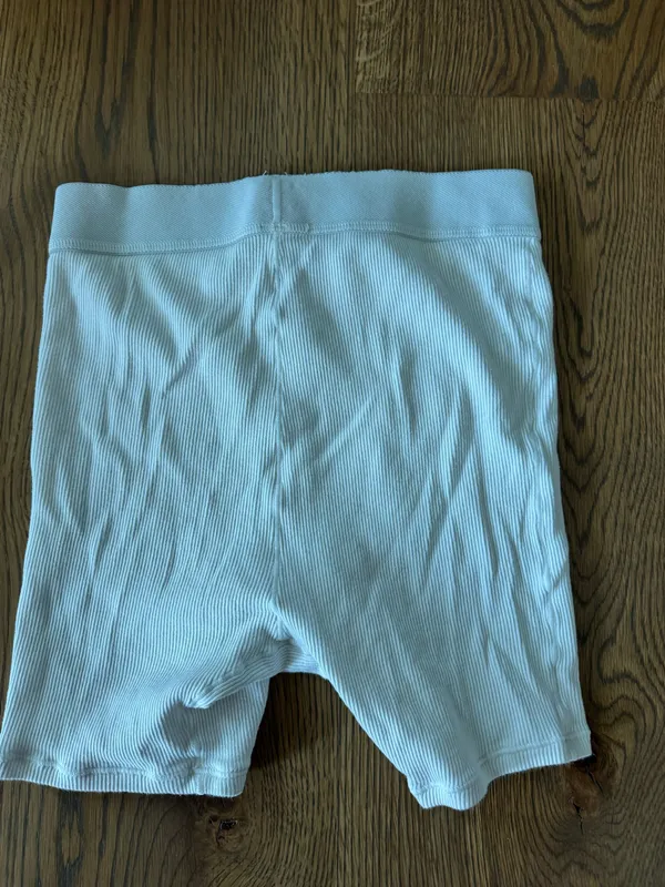 SKIMS Boxer Shorts - Image 3