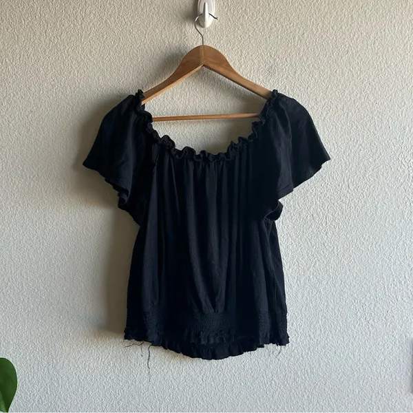 Free People Linen Blend Peasant Style Top - Image 8