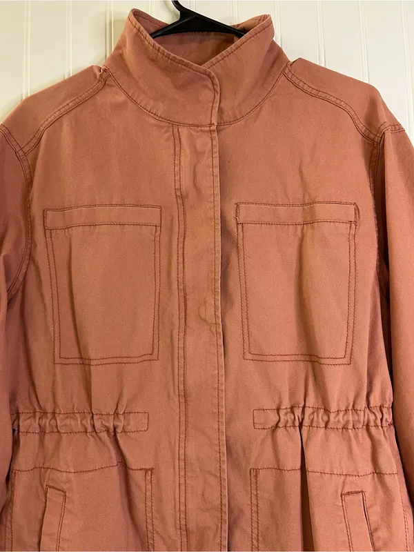 Old Navy Women's Utility Jacket in Dusty Rose Size Small - Image 3