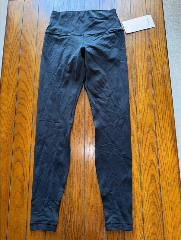 Lululemon Align High Rise 28” Black Size 6 NWT - Image 2